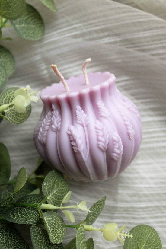 Svece ar vārpiņām